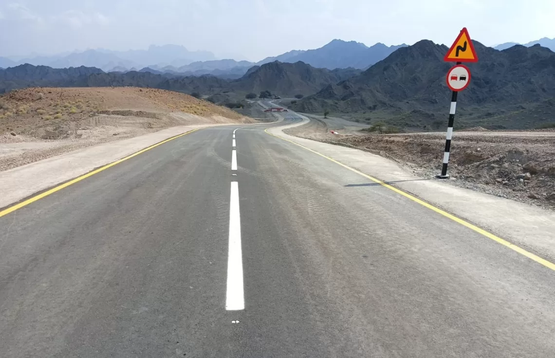 فتح الحركة المرورية على طريق “وادي القنوت” بالخابورة