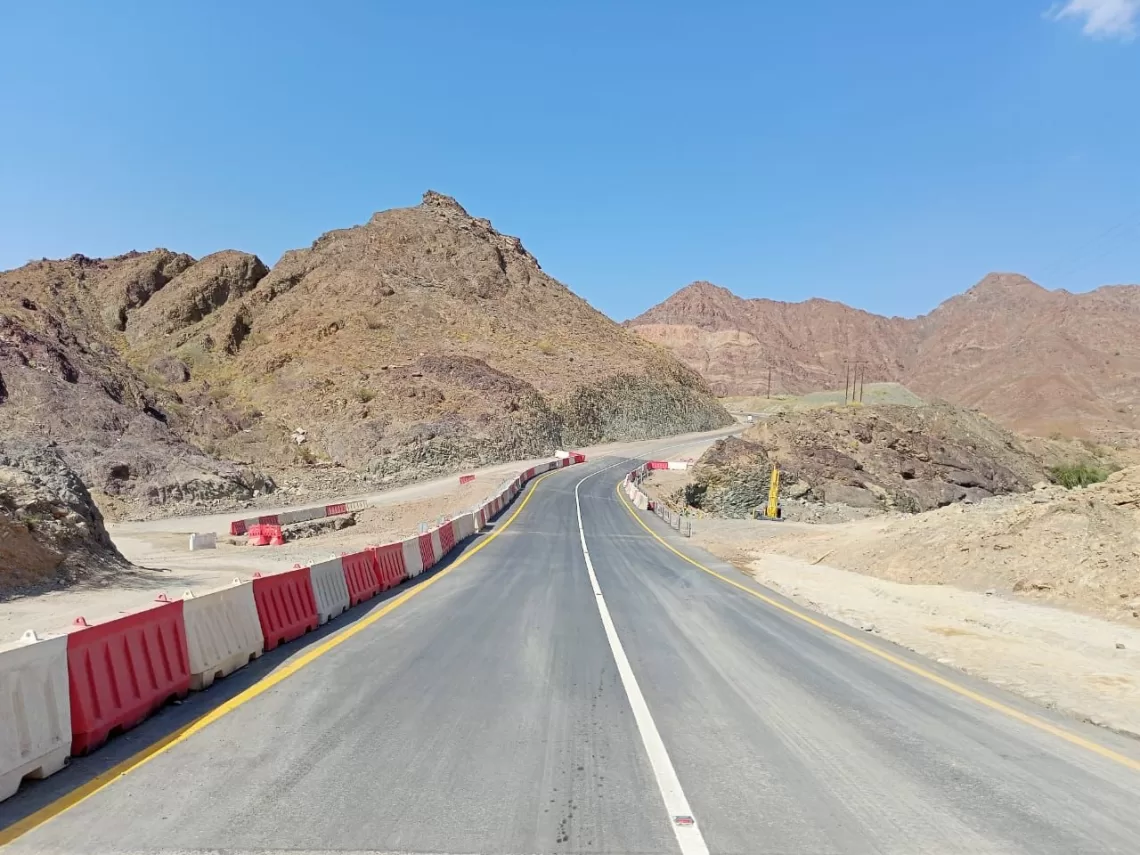 الانتهاء من إصلاح أضرار طريق وادي الحواسنة في الخابورة