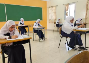 إجراء اختبارات قدرات لاكتشاف الطلبة الموهوبين في جنوب الباطنة