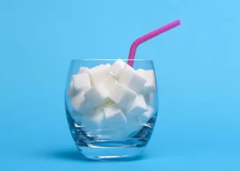 احرص على صحتك.. هذه مخاطر تناول أكثر من مشروب سكري أسبوعيا
