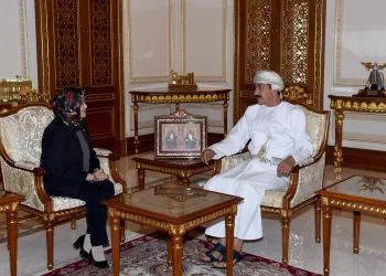 معالي الفريق أول وزير المكتب السلطاني يستقبل سفيرة الفلبين