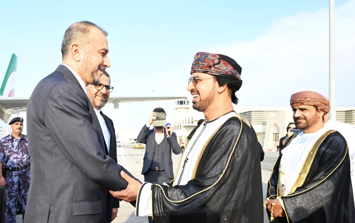 وزير الخارجية الإيراني يصل إلى سلطنة عُمان