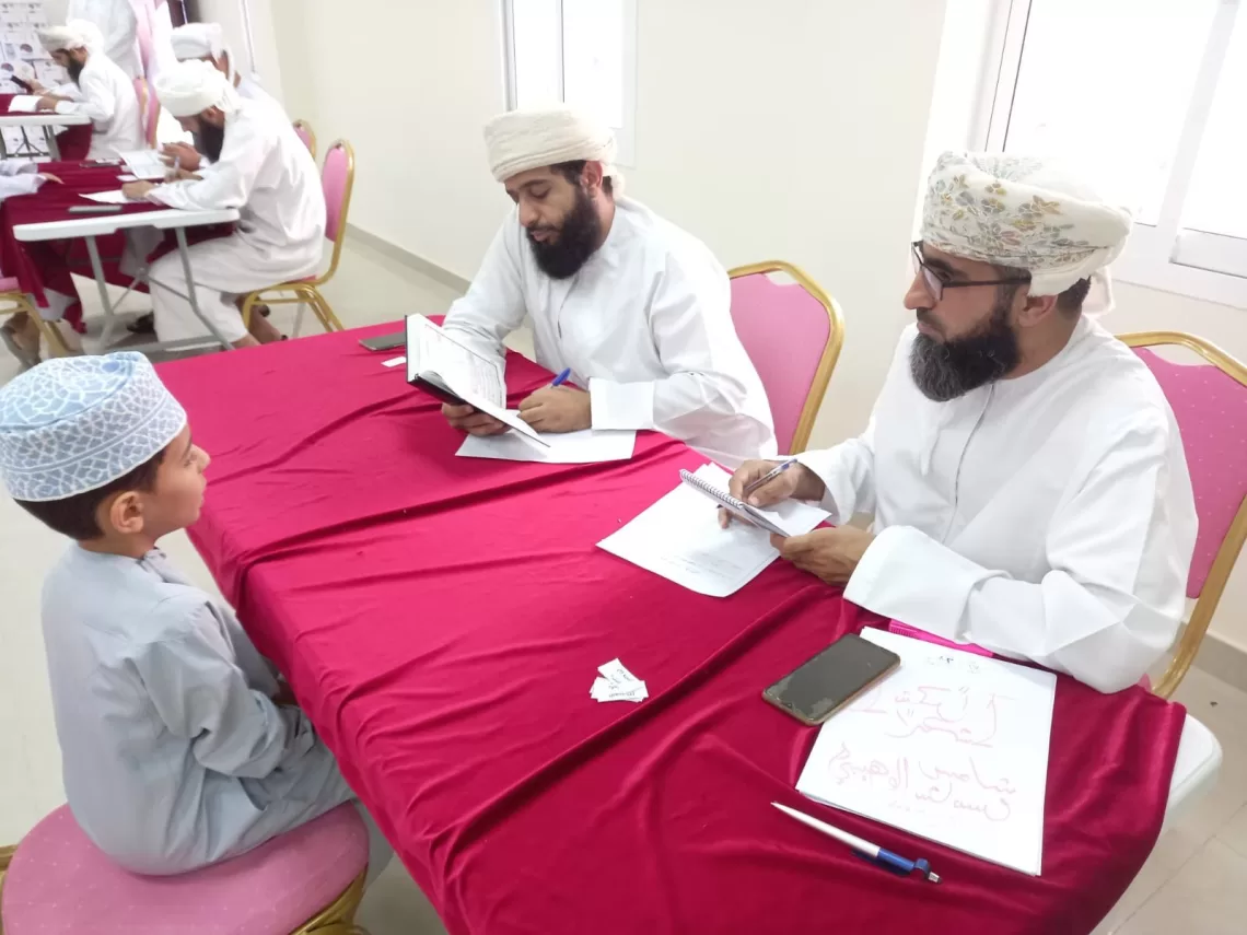 415 مشاركا في مسابقة حفظ القرآن الكريم بالعامرات