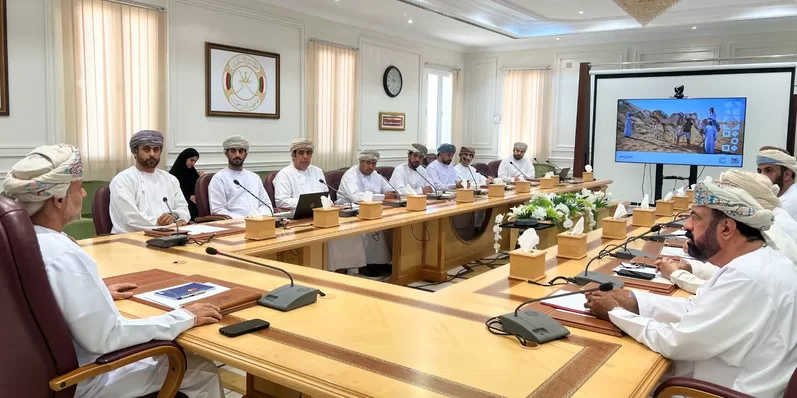 “عمران” تستعرض مشروع نجم لتنشيط القطاع السياحي بمحافظة البريمي