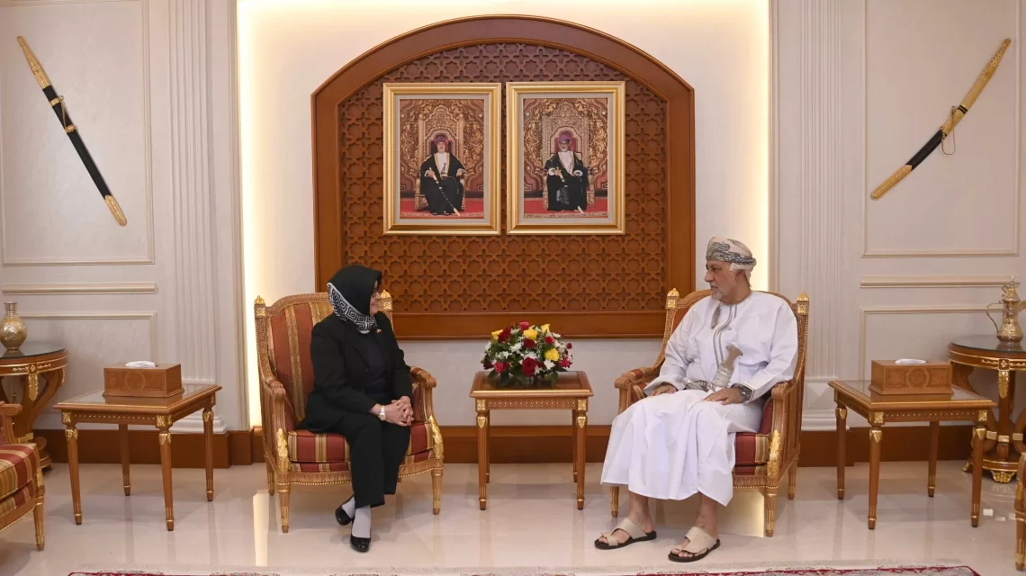 بتكليف سامٍ.. السيد شهاب بن طارق يودع السفيرة الفلبينية