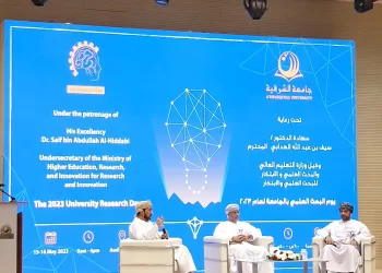 جامعتا “الشرقية و”التقنية” تحتفلان بيوم البحث العلمي واستعراض المشاريع المبتكرة