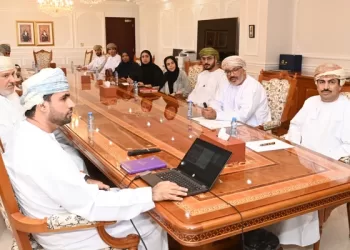 وحدة متابعة تنفيذ رؤية “عُمان 2040” تعقد لقاءً مع رؤساء تحرير وسائل الإعلام الوطنية