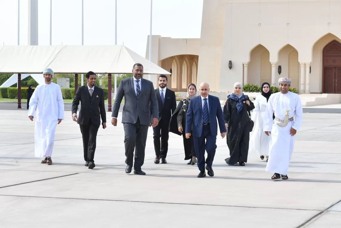 بمشاركة كوادر صحية شابة.. سلطنة عُمان تشارك باجتماعات الصحة العالمية بجنيف