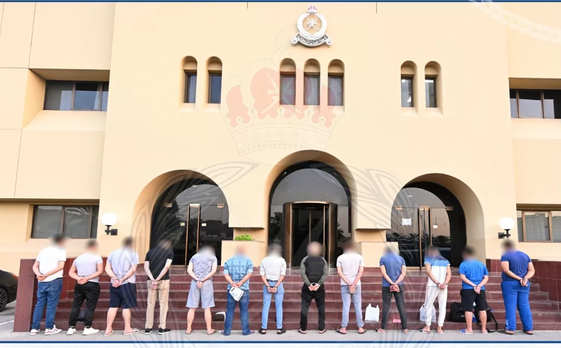 ضبط أشخاص بتهمة الاتجار بالبشر وإكراه الضحايا على ممارسة أعمال منافية للأخلاق