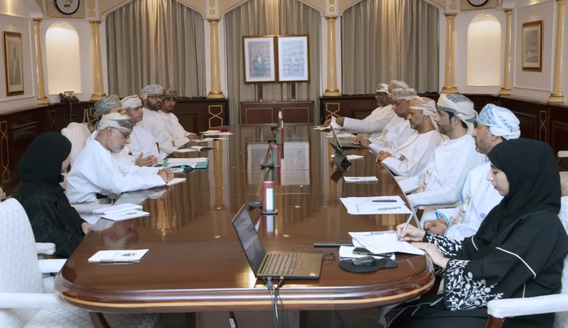 مناقشة التعاون المشترك بين جامعة السلطان قابوس وهيئة البيئة لصون الطبيعة