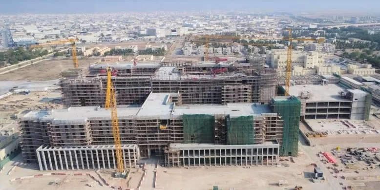 يفتتح عدد منها هذا العام.. تنفيذ 11 مستشفى جديدا لتعزيز الرعاية الصحية بالمحافظات