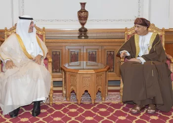 نيابة عن جلالة السلطان.. السيد فهد يستقبل المدير العام لـ”الإيسيسكو”