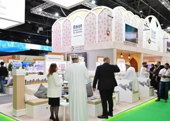 الترويج للوجهات السياحية العمانية ضمن فعاليات معرض سوق السفر العربي
