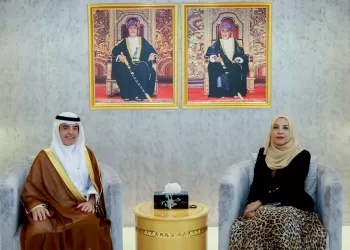 بحث تعزيز التعاون المشترك مع منظمة “الإيسيسكو”   