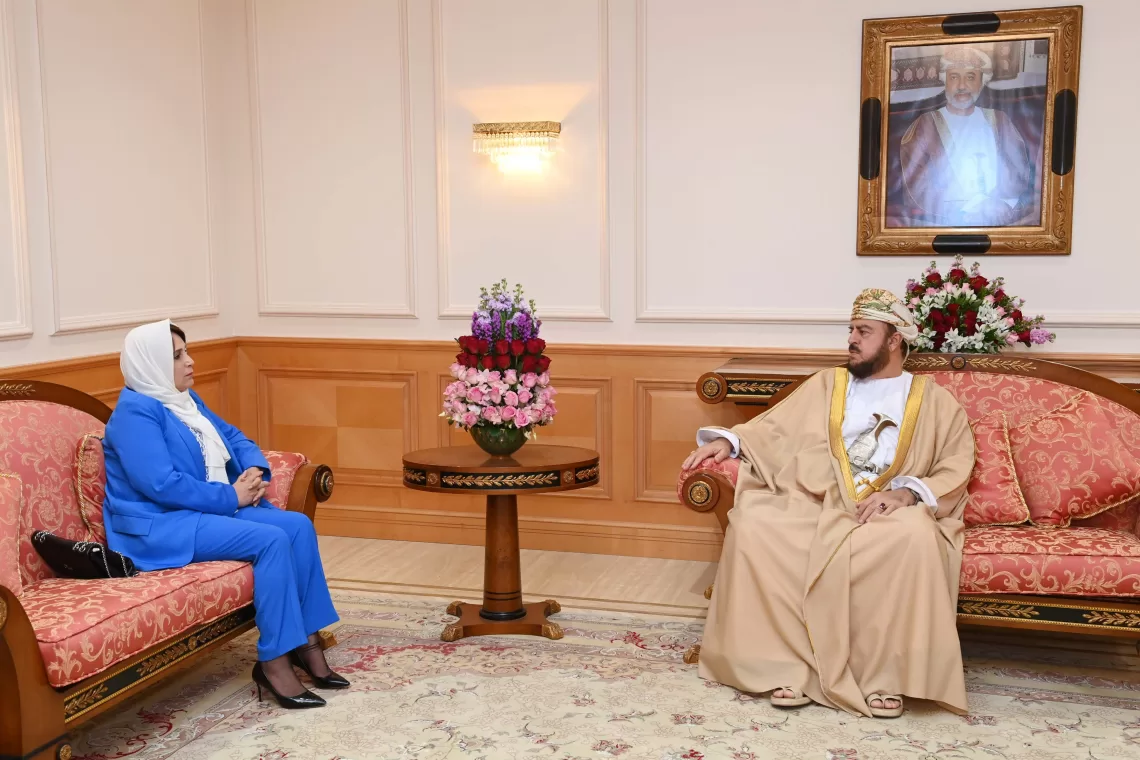 نيابة عن جلالة السلطان.. السيد أسعد بن طارق يودع السفيرة الليبية