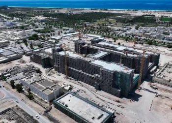 إنجاز 58.8% من الأعمال الإنشائية بمستشفى السلطان قابوس الجديد بصلالة