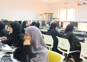 تراجع عدد الباحثين عن عمل بنسبة 3.6%.. وحملة البكالوريوس في الصدارة