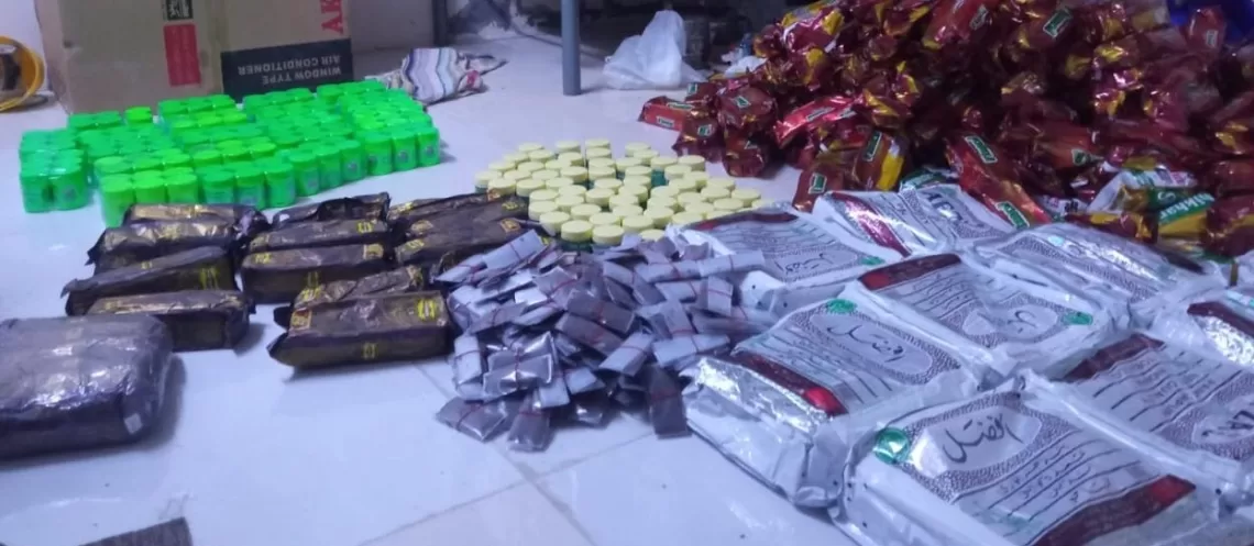 ضبط كميات كبيرة من التبغ الممضوغ غير المدخن في الدقم