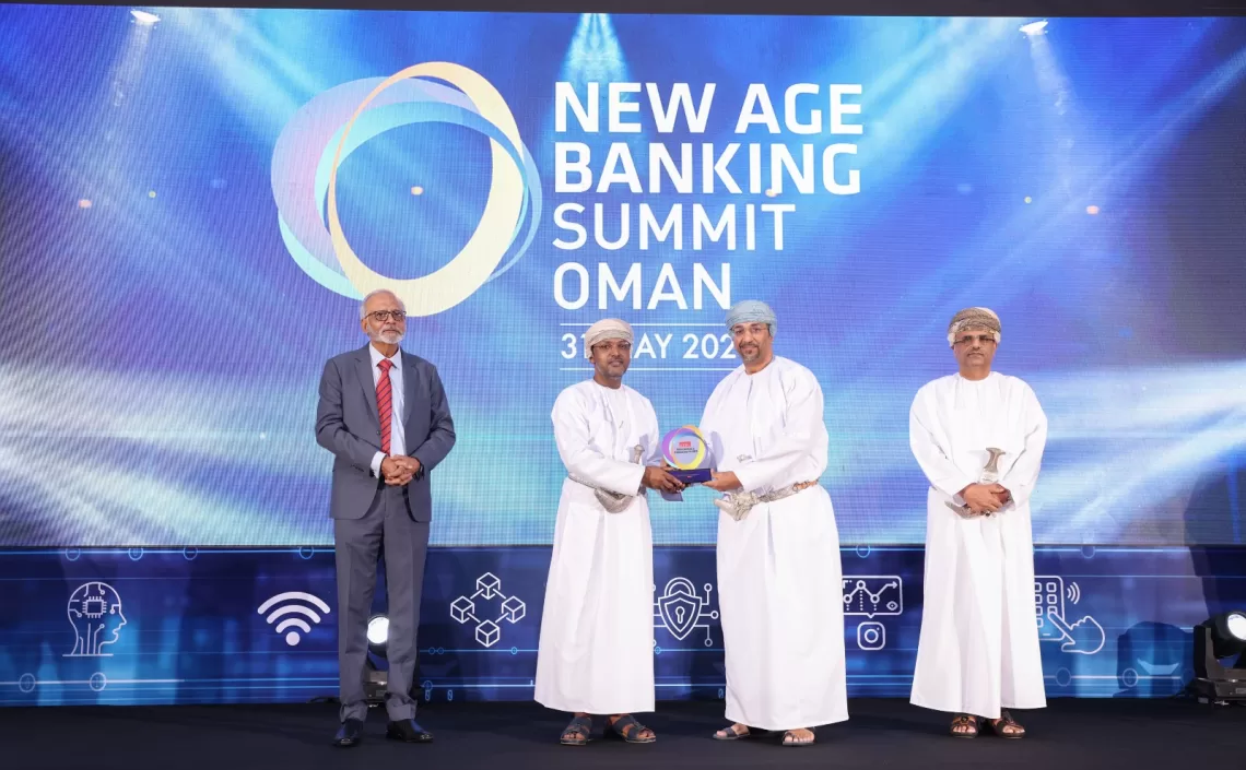 “ملاءة” يفوز بجائزة التميّز في تقديم خدمات المعلومات الائتمانية