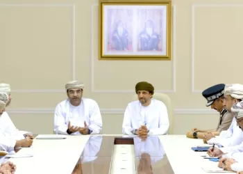 بحث آليات الاستثمار في عدد من المواقع بمسندم