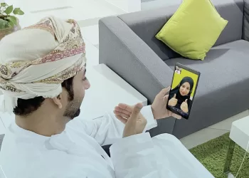 تطبيق “ترجمة الإشارة”.. أول تطبيق عماني يحصد على جائزة “الأفضل عربيا”