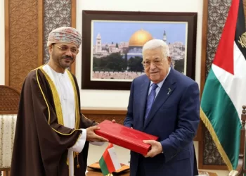 جلالة السلطان يبعث رسالة خطية إلى الرئيس الفلسطيني