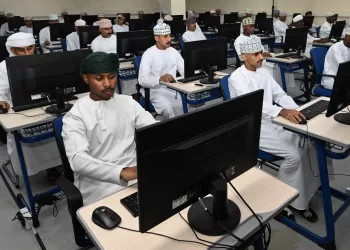دفعة جديدة من حماة الحق تلتحق بشرطة عمان السلطانية