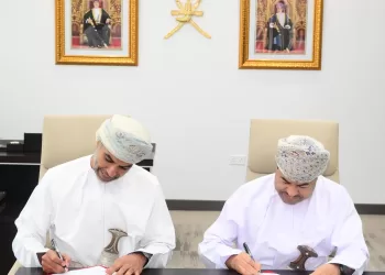 “النقل والاتصالات وتقنية المعلومات” توقع مذكرتي تعاون مع “جامعة التقنية” لتحفيز الابتكار في الذكاء الاصطناعي