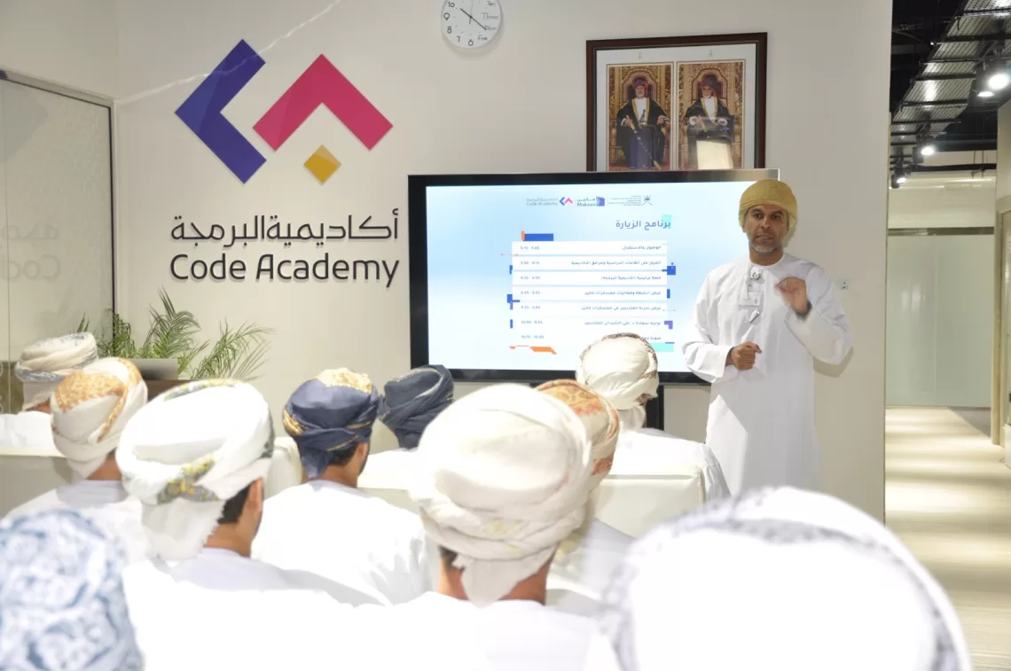 “الشيذاني” يطلع على سير العمل في معسكرات “مكين” لتأهيل الكفاءات الوطنية