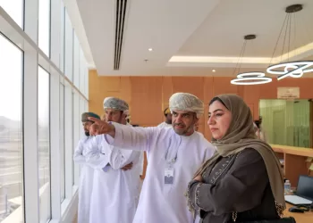 افتتاح فرع جديد لمصنع علب الكرتون بـ”سمائل الصناعية” وإطلاق 4 منتجات مبتكرة