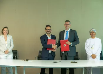 “تنمية نفط عمان” توقع اتفاقية لتنفيذ المسوحات الزلزالية في منطقة الامتياز رقم (11) مع “شل للتنمية”