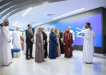 وزيرة التعليم العالي والبحث العلمي والابتكار تزور مركز الشباب