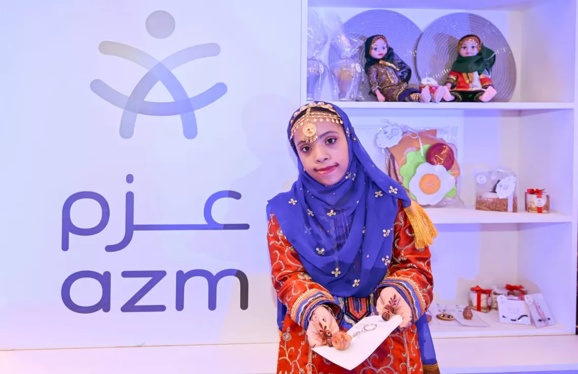 “عزم”.. علامة تجارية لترويج المنتجات اليدوية لذوي الإعاقة