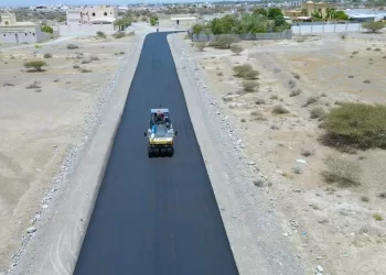 إنجاز عدد من المشاريع البلدية في شناص