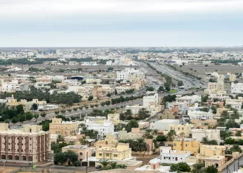 حركة تجارية وسياحية نشطة بالظاهرة بالتزامن مع موسم خريف ظفار