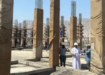 إنجاز 17% من مشروع سوق الأسماك في خصب