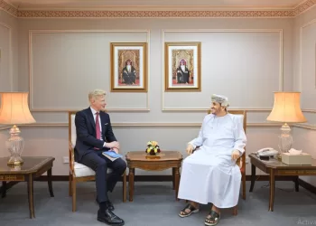 “الحارثي” يبحث جهود الحل السياسي مع المبعوث الأممي الخاص لليمن