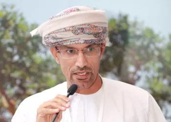 د. حمد بن محمد الغيلاني يكتب: لا تبِع صوتك