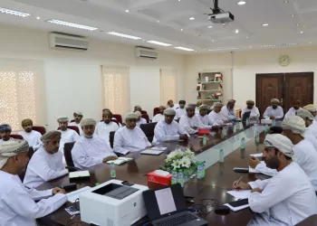 “الزراعة” بالظاهرة تناقش الحملة الموسعة الثالثة لمكافحة  سوسة النخيل الحمراء