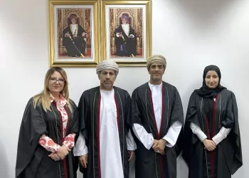 رسالة ماجستير بجامعة السلطان قابوس: المؤسسات الحكومية لا تمتلك خططا واضحة للتعامل مع قضايا الشأن العام