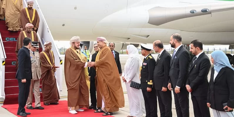 السيد أسعد بن طارق يصل الهند