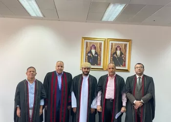 رسالة ماجستير تناقش دور التشارك المعرفي في تنمية رأس المال البشري بـ”العمانية لنقل الكهرباء”