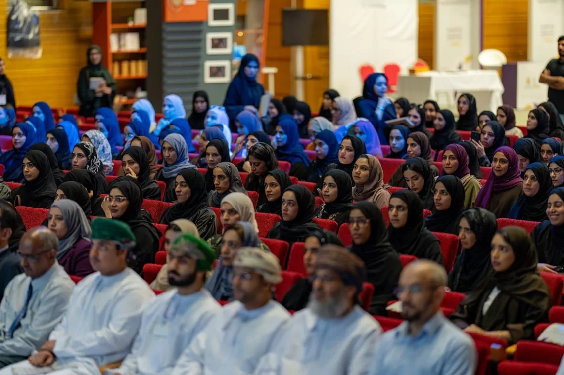 تنظيم لقاء تعريفي لـ1149 من طلبة الدراسات العليا بجامعة السلطان قابوس