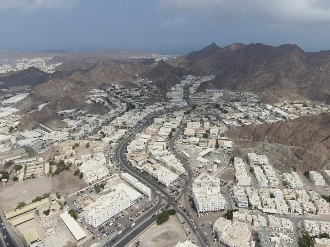 إطلاق حملة لإزالة المركبات المهملة في “الوادي الكبير الصناعية”