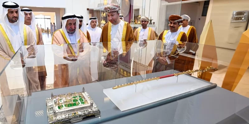 سمو الشيخ حاكم الشارقة يزور المتحف الوطني