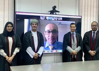 رسالة ماجستير تناقش اتجاهات أصحاب الأعمال نحو معالجة البرامج الإذاعية والتلفزيونية للقضايا الاقتصادية في سلطنة عمان