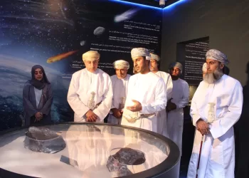 افتتاح “معرض النيازك في سلطنة عُمان” بنزوى