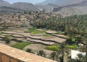 بتكلفة أكثر من 11 ألف ريال.. بدء صيانة فلج “عين الكبيرة” بالرستاق