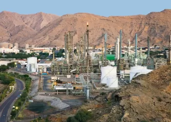 ارتفاع الإنتاج اليومي من النفط إلى 1.64 مليون برميل