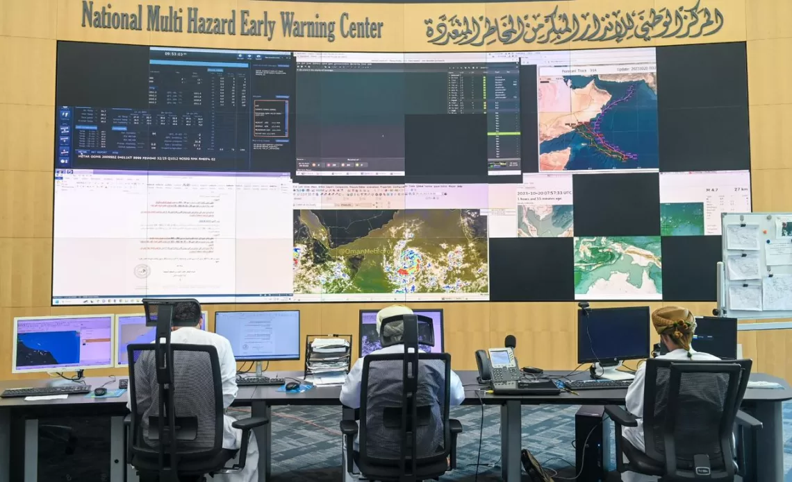 منخفض مداري يتطور لإعصار الأحد .. أمطار على ظفار وأخدود علوي الاثنين